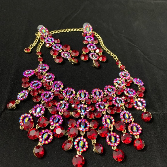 SNK necklace and earrings - Picture 2 of 3